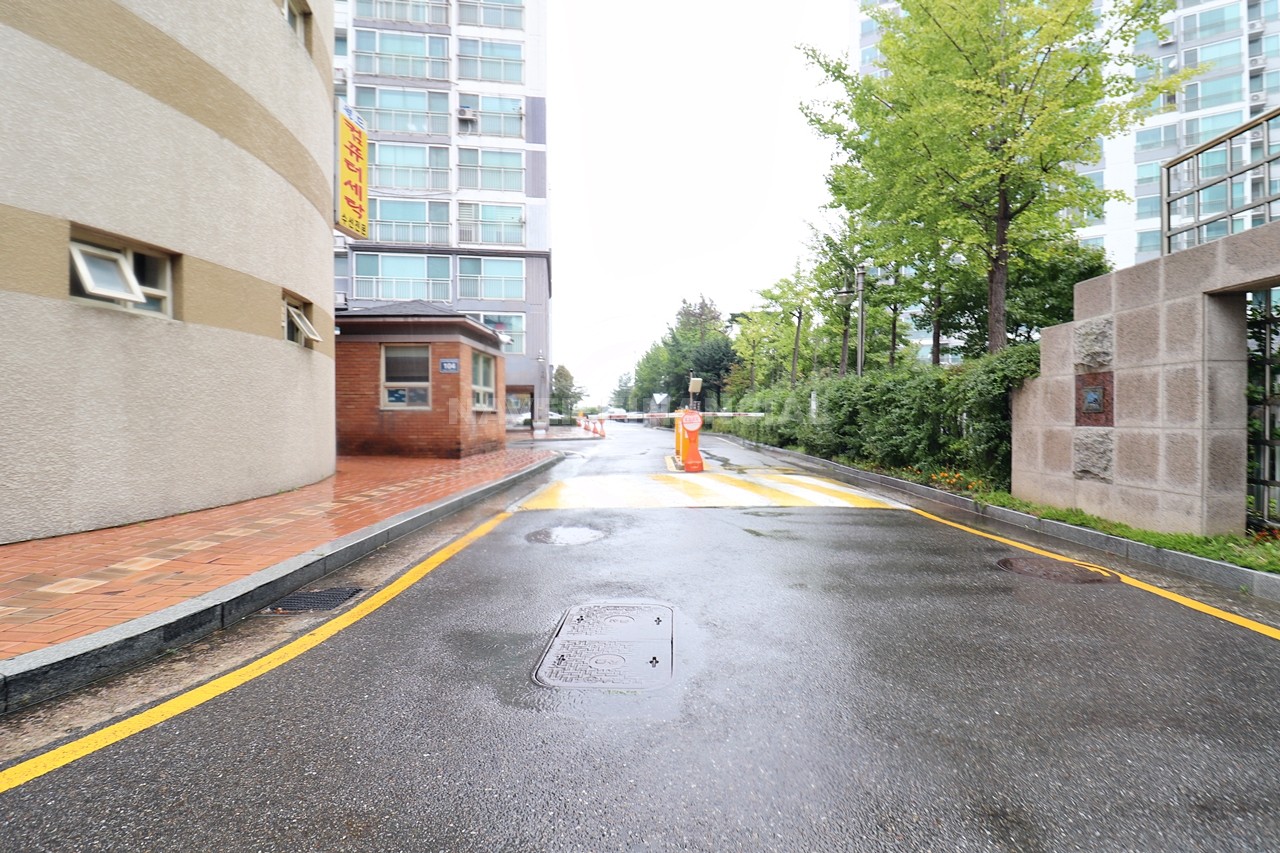 Building entrance with signage