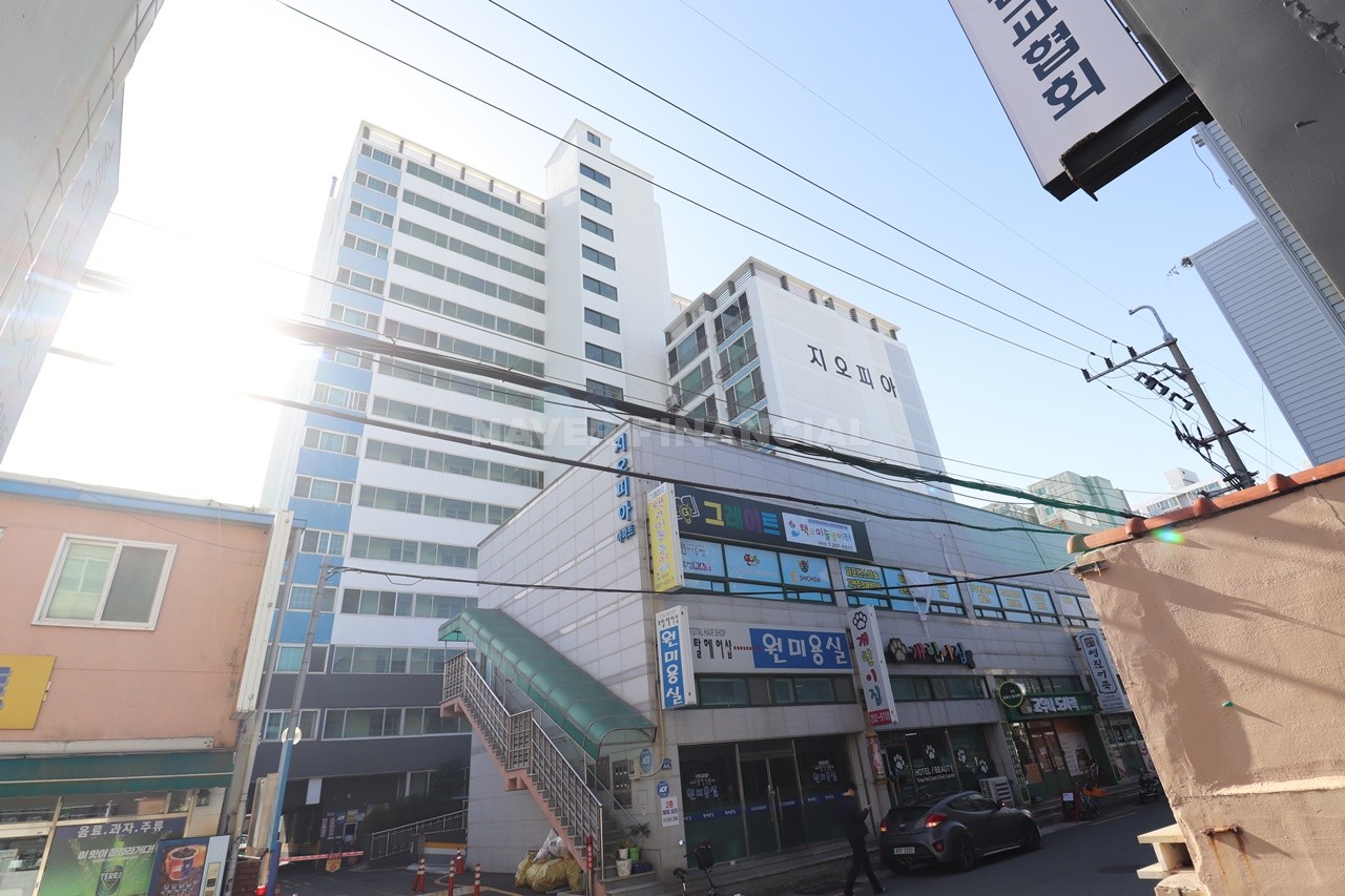 Building entrance with signage
