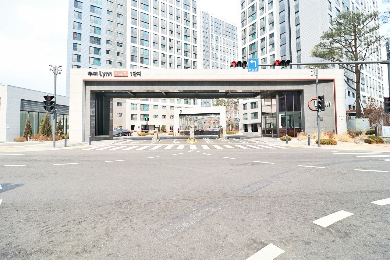 Building entrance with signage