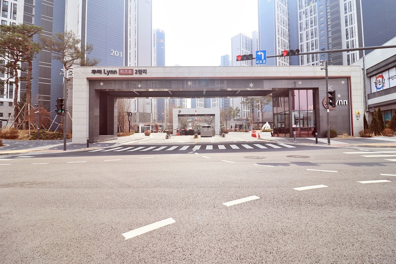 Building entrance with signage