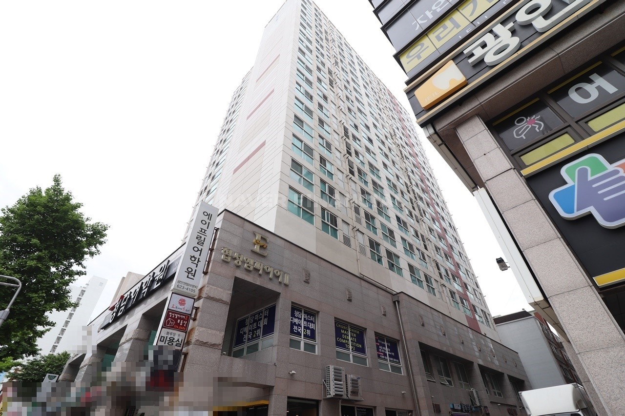 Building entrance with signage