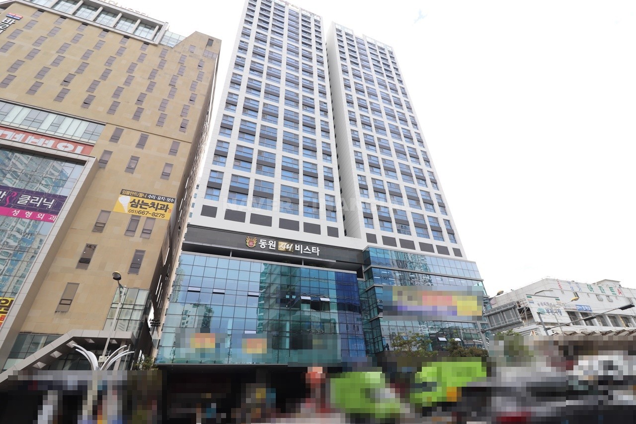 Building entrance with signage