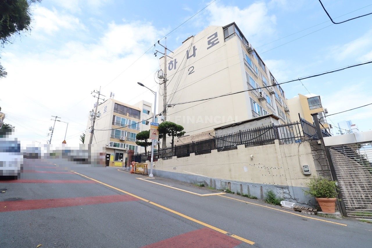 Building entrance with signage