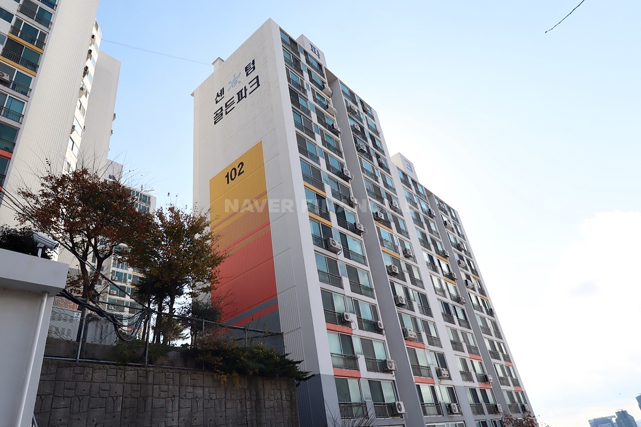 Building entrance with signage