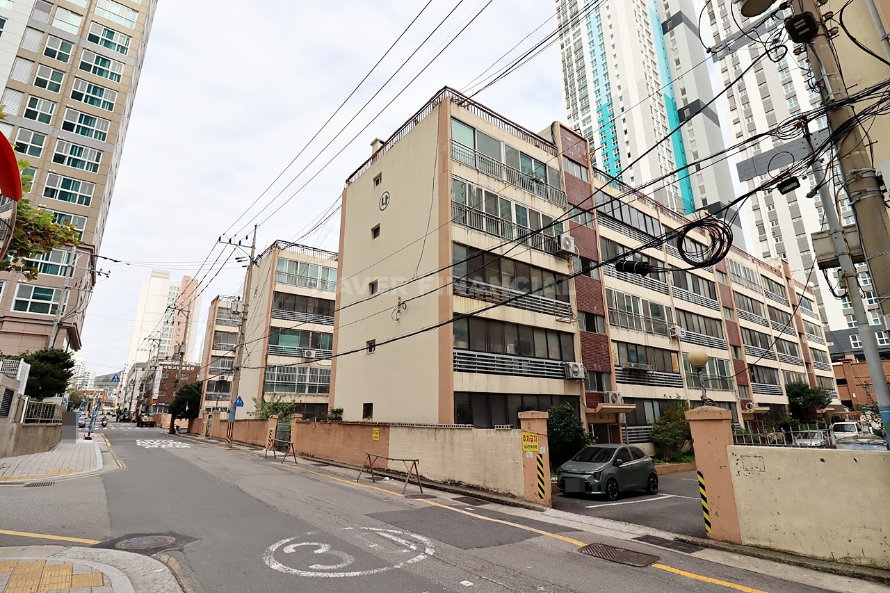 Building entrance with signage