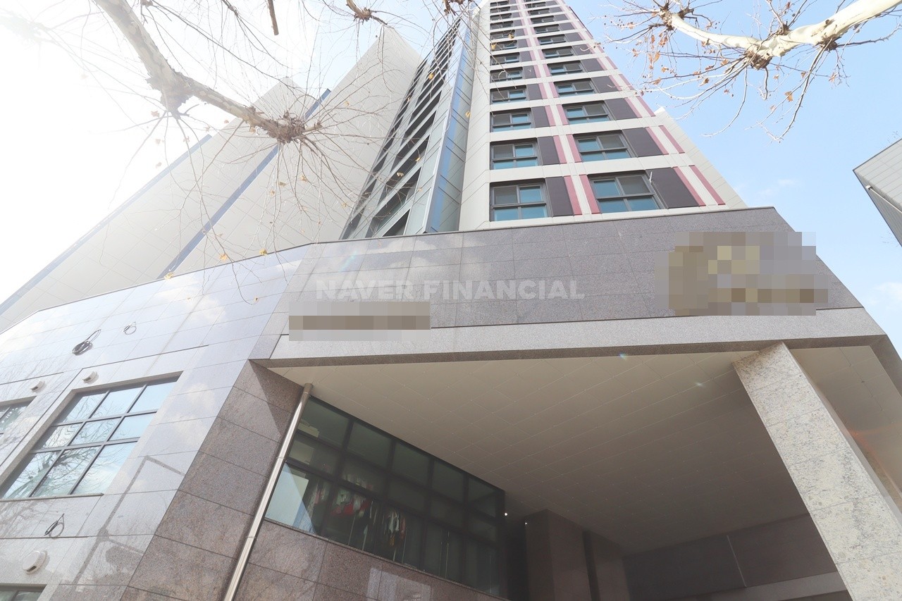 Building entrance with signage