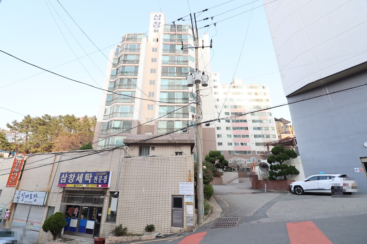Building entrance with signage