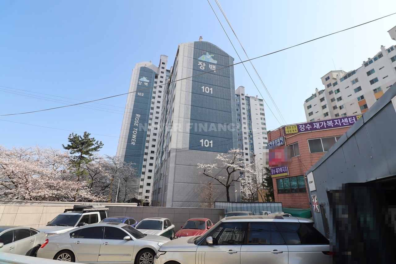 Building entrance with signage