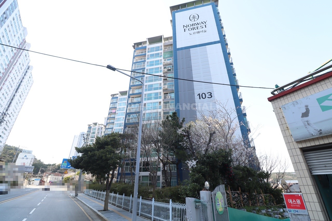 Building entrance with signage