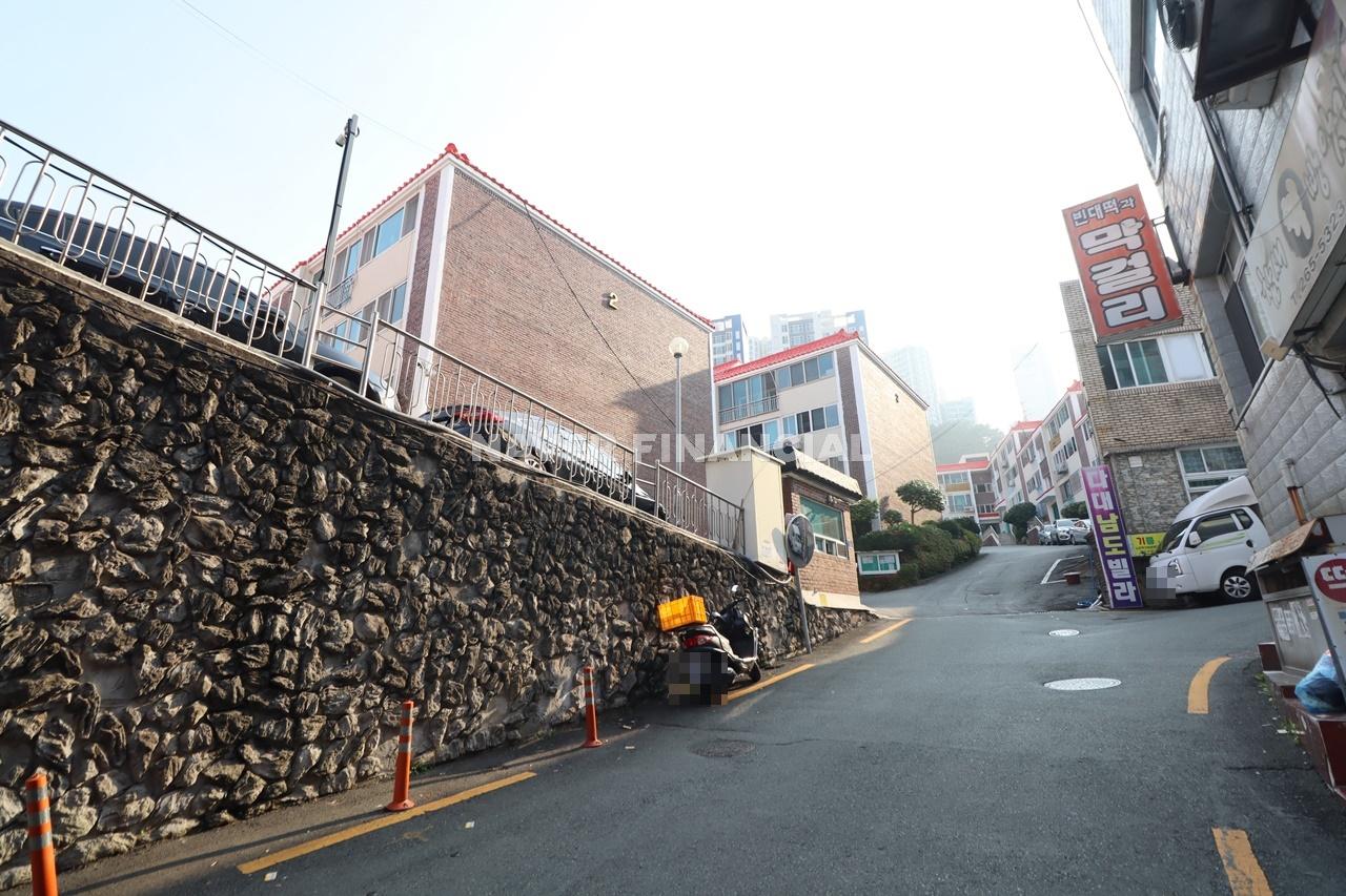 Building entrance with signage