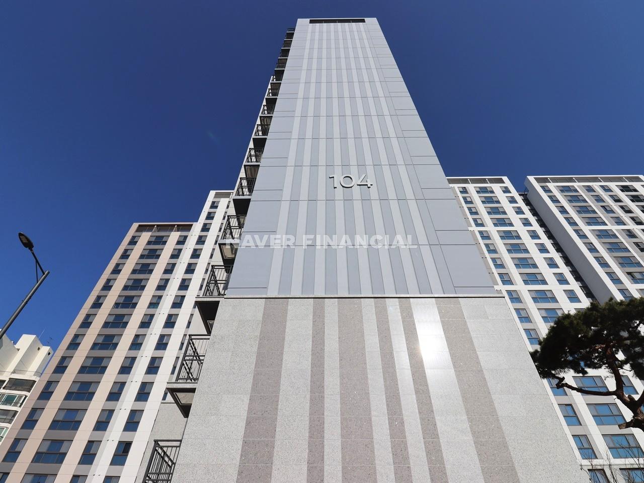 Building entrance with signage