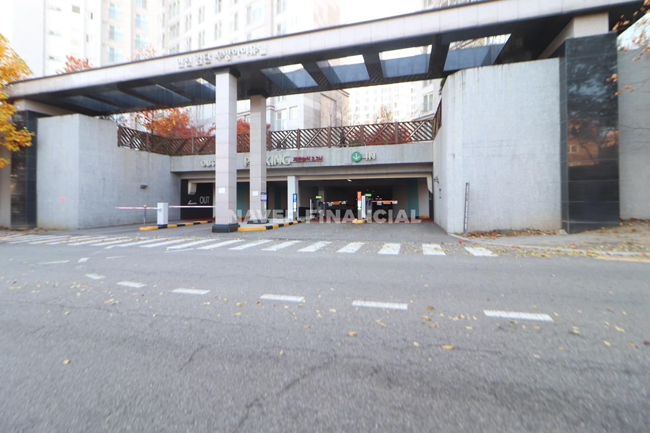 Building entrance with signage