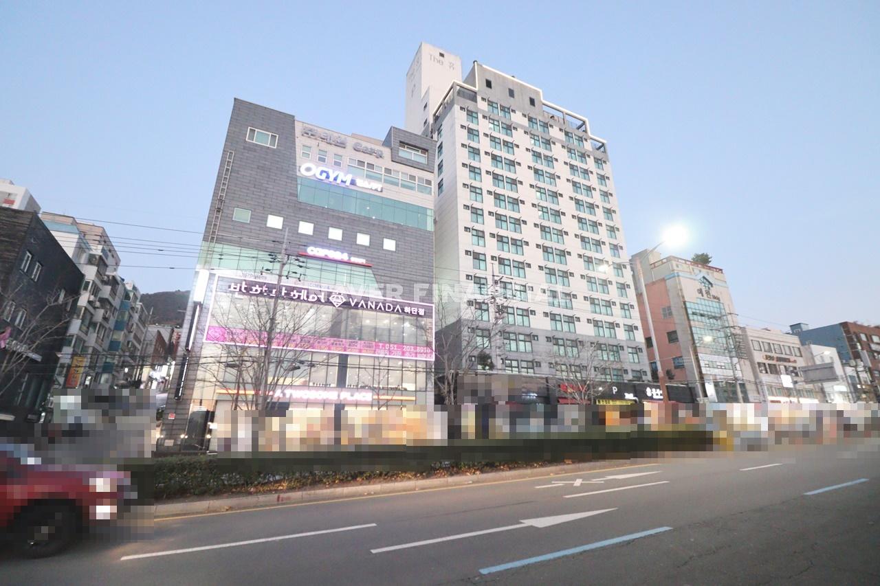 Building entrance with signage