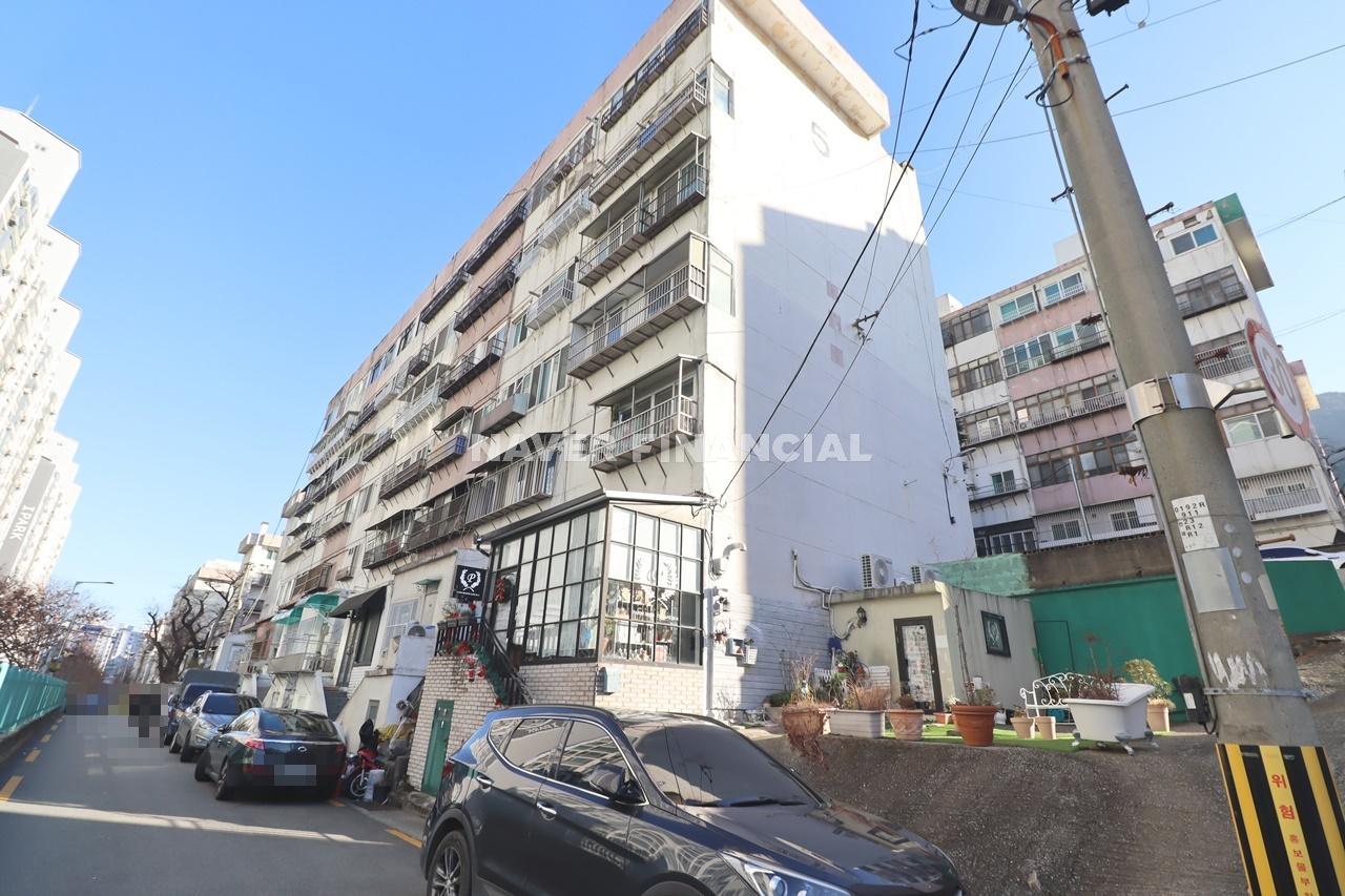 Building entrance with signage