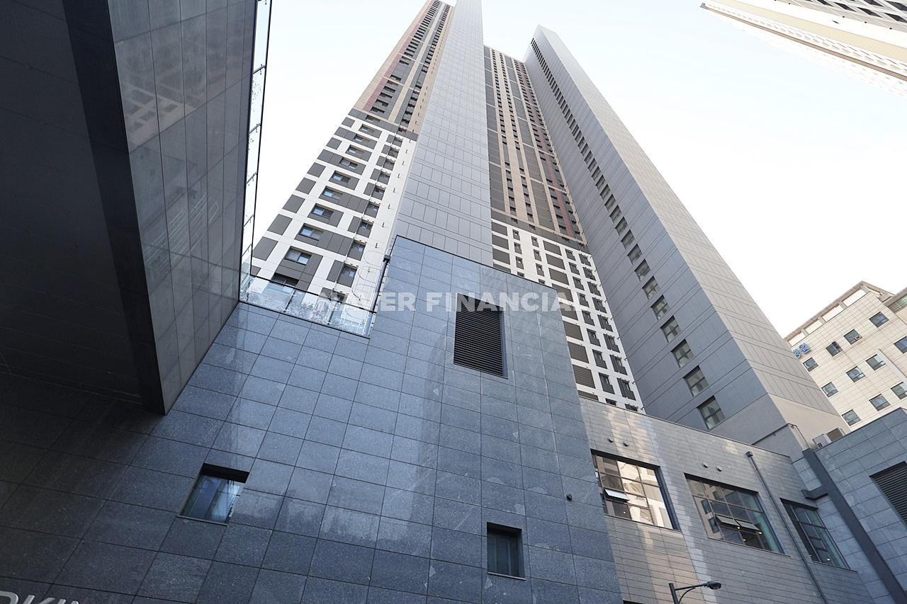 Building entrance with signage