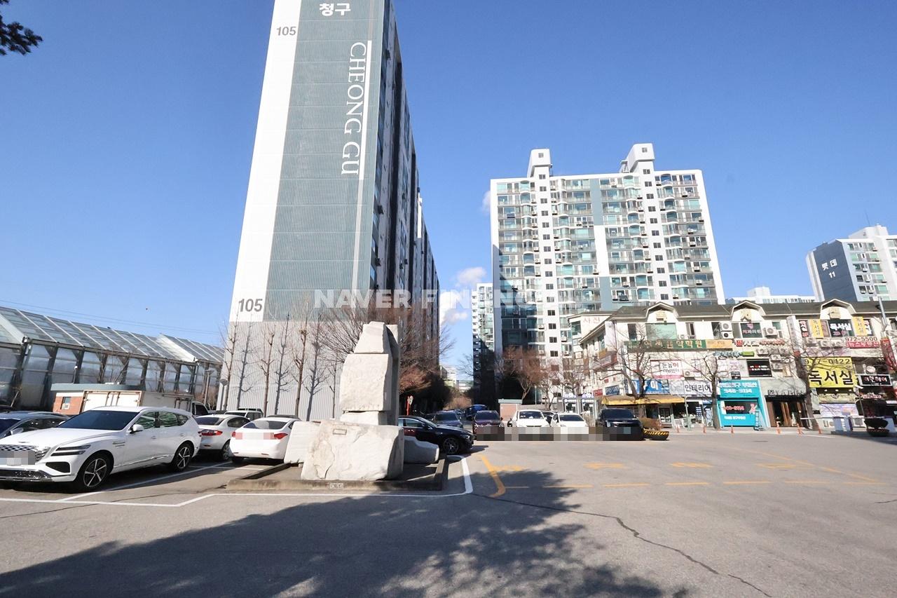 Building entrance with signage
