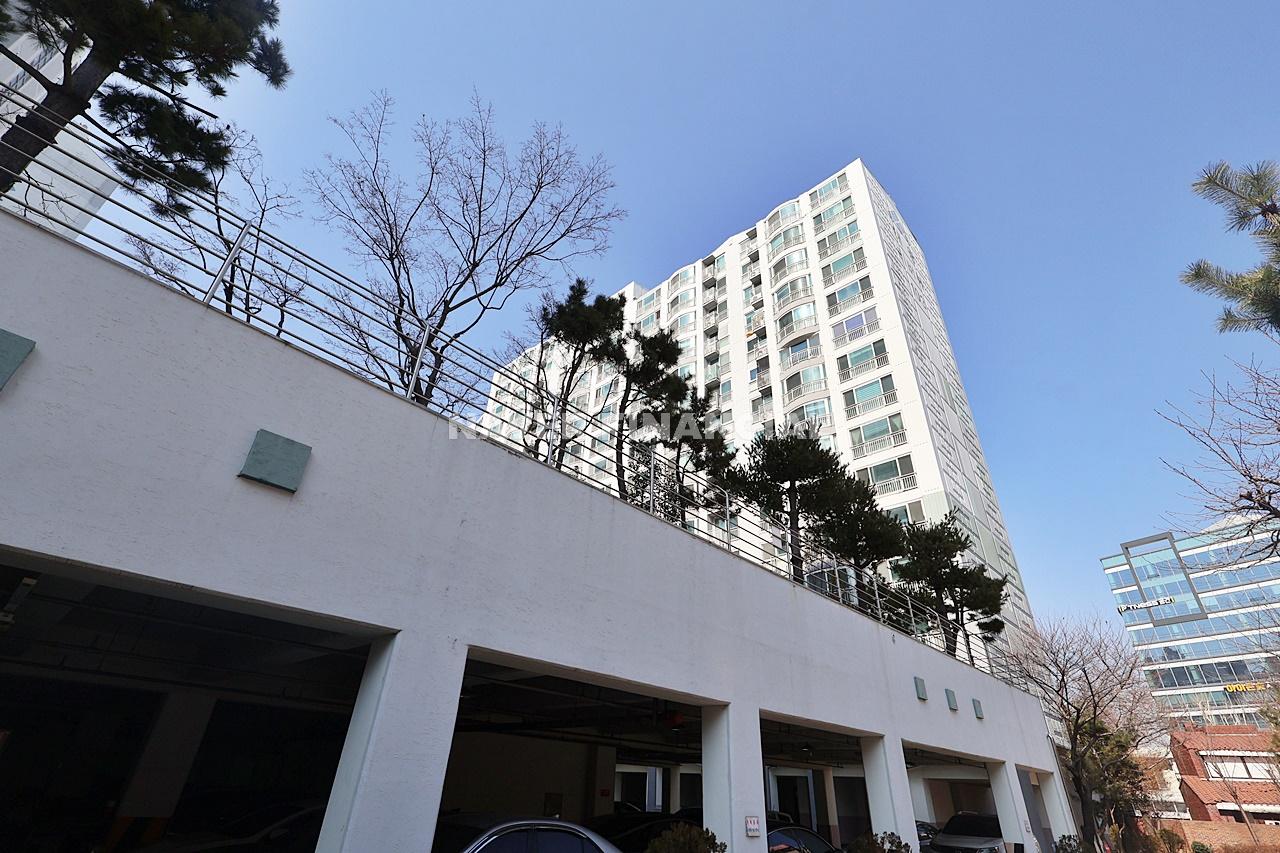 Building entrance with signage