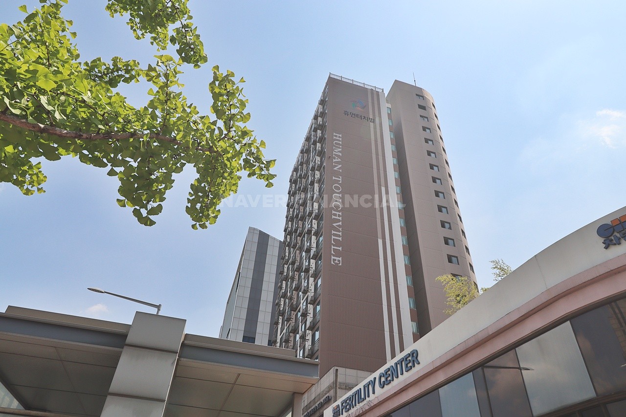 Building entrance with signage