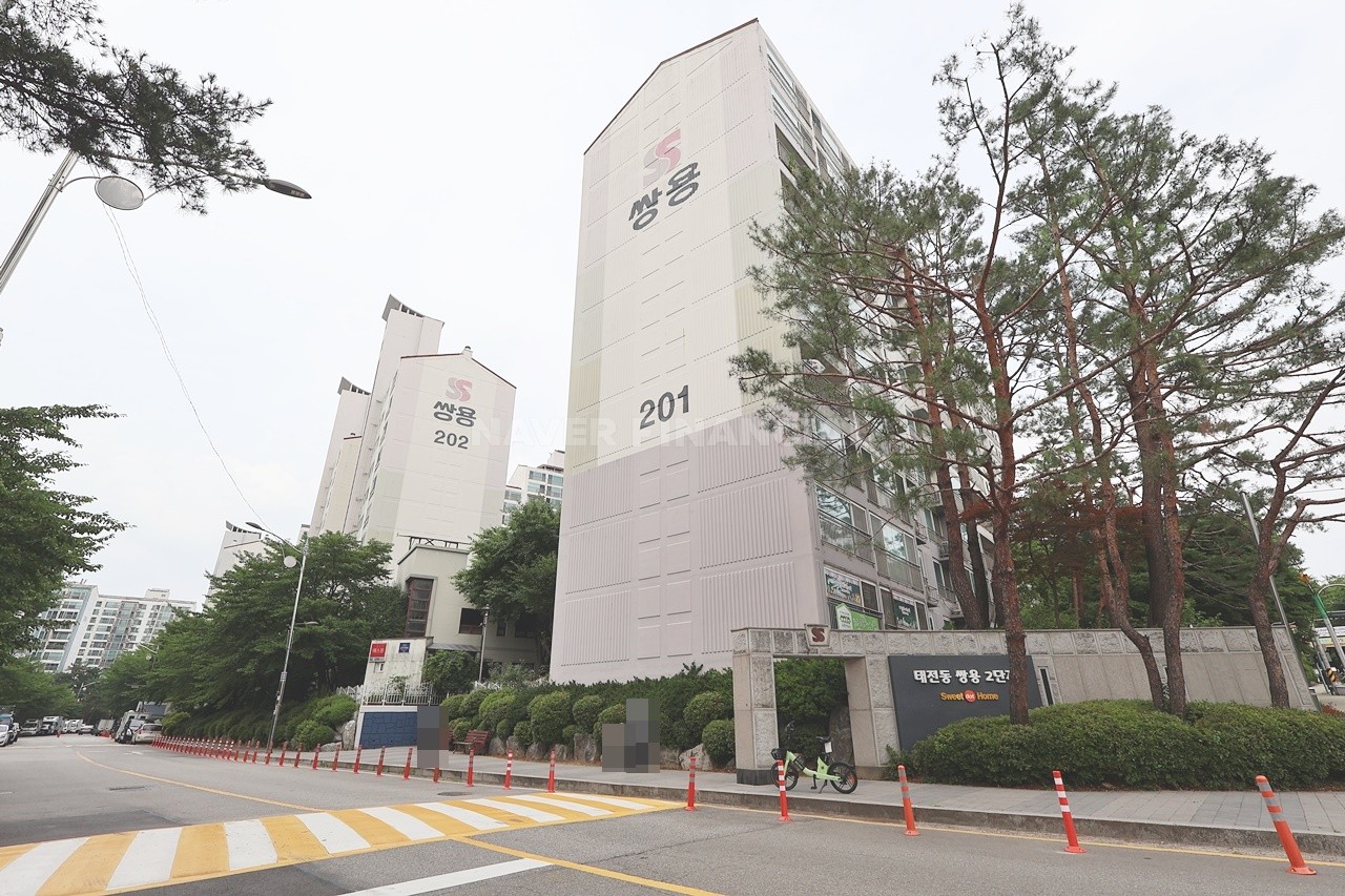 Building entrance with signage
