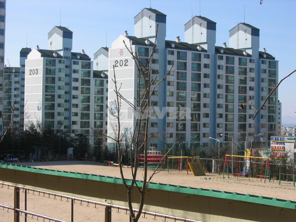 경기도 고양시 일산동구 중산동 중산2단지코오롱 아파트 