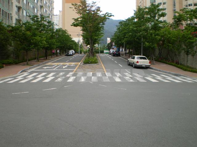부산시 북구 화명동 대림쌍용강변타운 아파트 