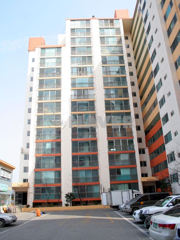 충청북도 진천군 진천읍 우주동백1차 아파트 
