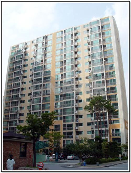 경기도 화성시 반월동 신영통현대타운4단지 아파트 