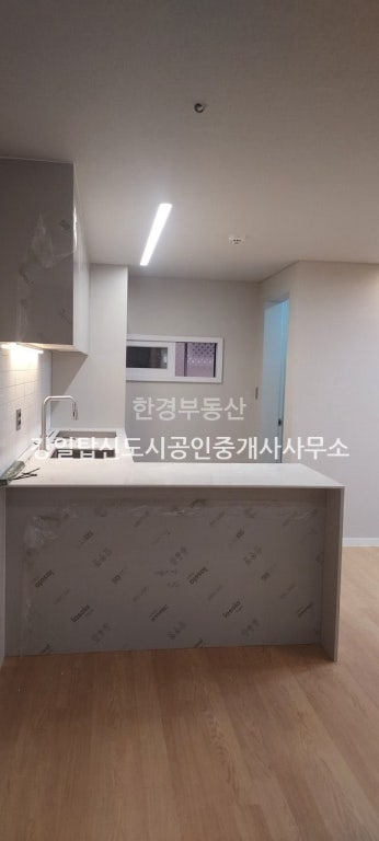 家賃 3,000万ウォン / 90万ウォン